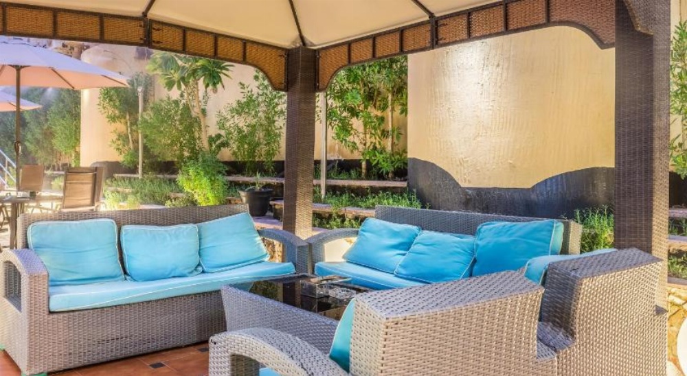 Al Muhaidb Al Takhasosi Suites